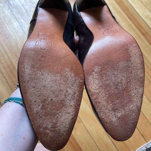 VINTAGE HAND MADE IN CANADA GENUINE BROWN LEATHER PUMPS - Picture 6 of 17